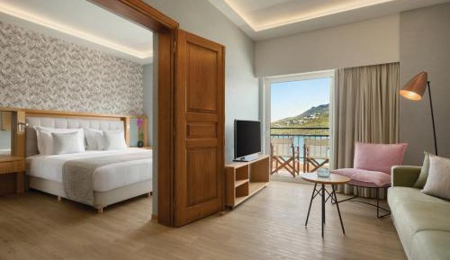 Executive Suite with Sea View