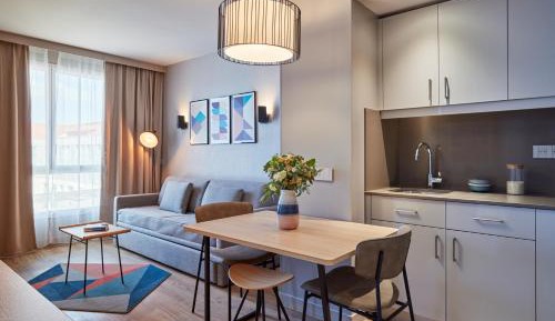 One Bedroom Apartment