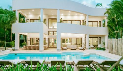 Deluxe Villa