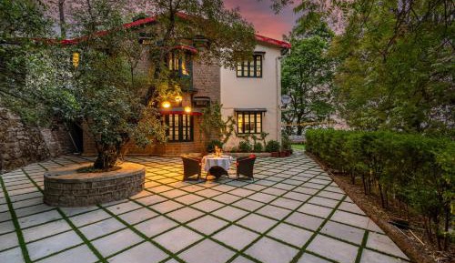 SaffronStays Kashi Villa