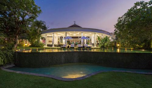 Deluxe Villa