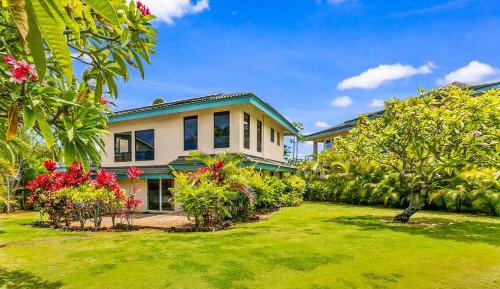 Four-Bedroom Holiday Home