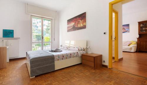 Superior One-Bedroom Apartment with Balcony
