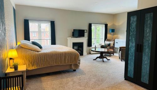 Superior King Room