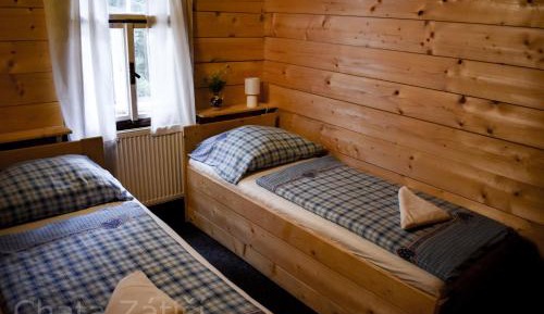Economy Twin Room