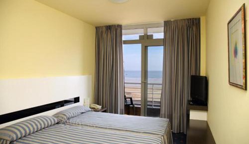 Twin Room with Sea View
