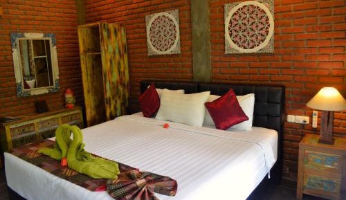 Standard Twin Room with Garden View