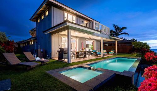 Three-Bedroom Holiday Home 