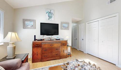 Two Bedroom Apartment 
