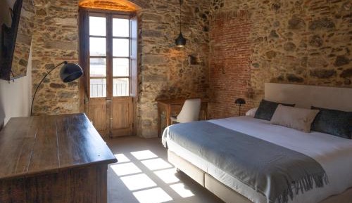Suite with Garden View