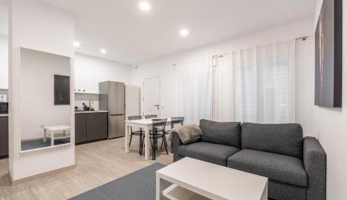 Two-Bedroom Deluxe Apartment