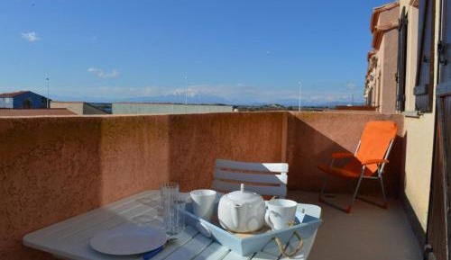 Apartment with Balcony