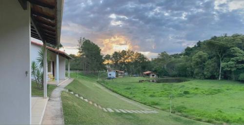 Deluxe Double Room (2 Adults + 1 Child)