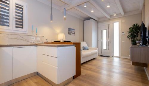 Studio Apartment with One Double Bed