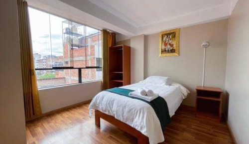Four-Bedroom Deluxe Apartment