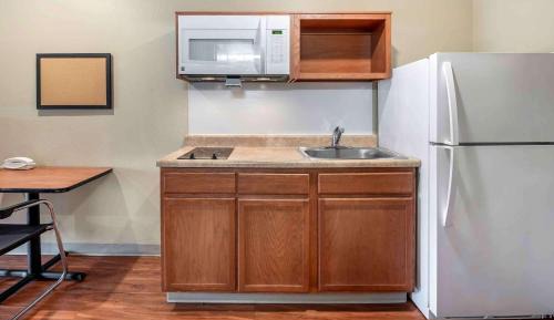 Double Room with Two Double Beds - Non-Smoking