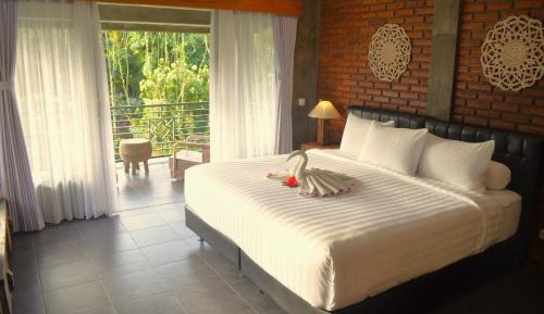 Standard Twin Room with Garden View