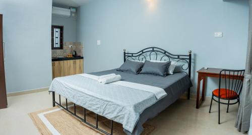 Deluxe Double Room with Balcony and Sea View