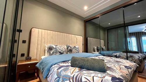 Suite with City View