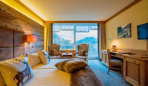 Deluxe Double Room with park view