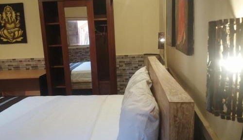 Deluxe Double Room with Shower