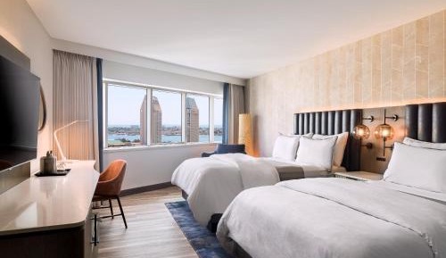 Deluxe Guest Room, 2 Doubles, Bay View