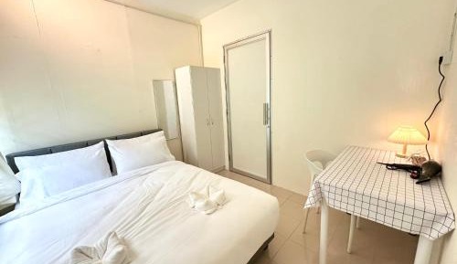 Double Room with Shared Bathroom