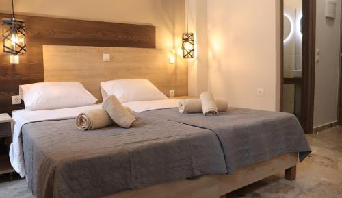 Twin Room with City View