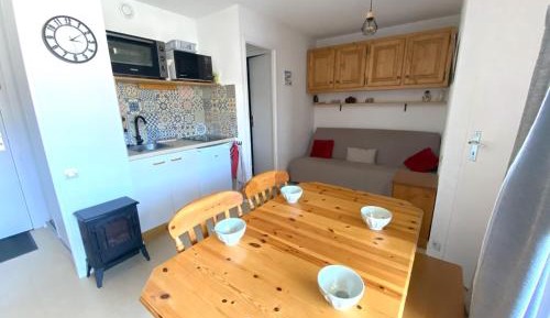 Apartment (4 Adults)