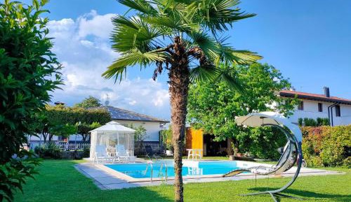 Three-Bedroom Holiday Home 