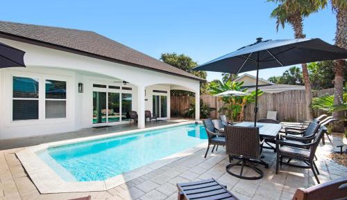 Five-Bedroom Holiday Home