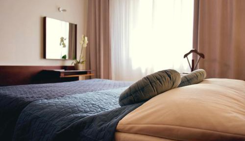 One-Bedroom Suite (2 Adults)