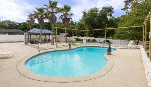 Five-Bedroom Holiday Home