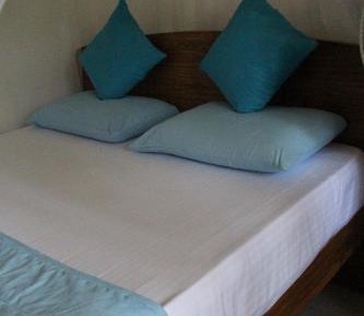 Deluxe Double Room (2 Adults + 1 Child)