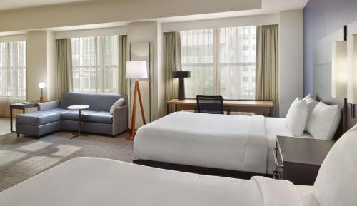 Studio with Two Queen Beds and Sofa Bed