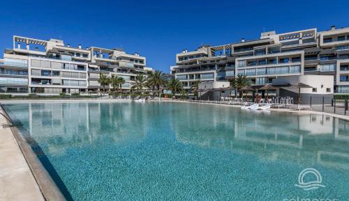Frontal Sea View Apartment