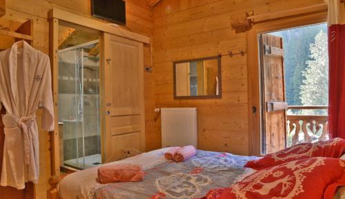 Double Room with Mountain View