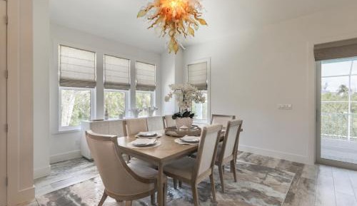 Three-Bedroom Holiday Home 
