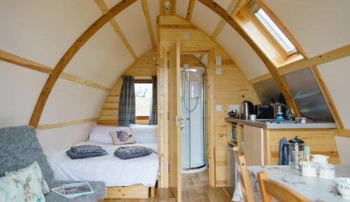 Standard Cabin with Hot Tub