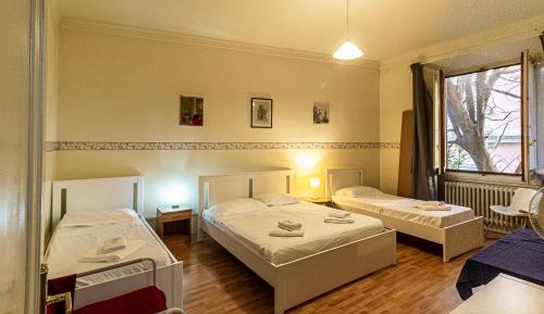 Economy Quadruple Room with Shared Bathroom