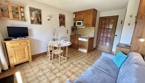 Apartment (4 Adults)