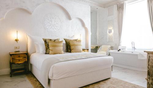 Deluxe Junior Suite