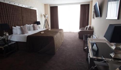 Deluxe Double Room with Balcony and Sea View