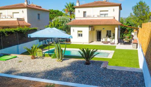 Four-Bedroom Villa