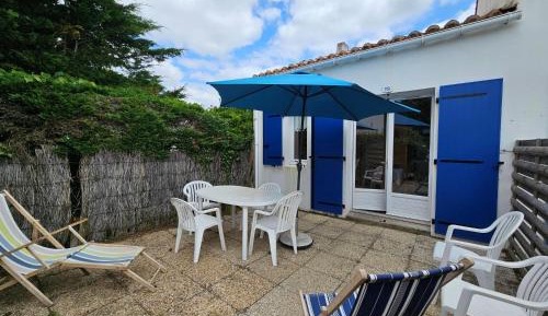 Holiday Home (4 Adults)