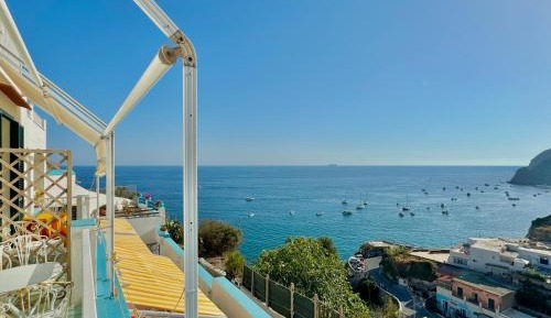 Double Room with Balcony and Sea View