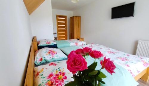 Triple Room with Private Bathroom