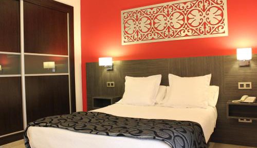 Standard Queen Room