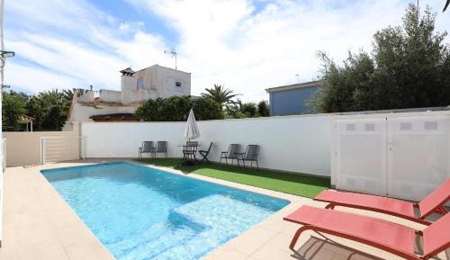Two-Bedroom Apartment with Private Pool