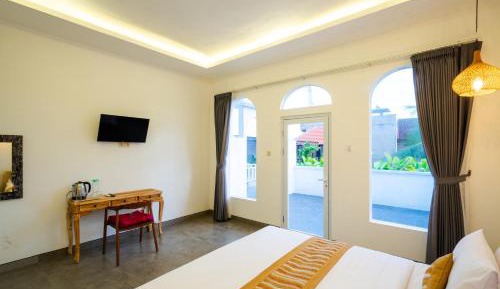 King Room with Balcony